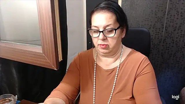 MissSanjanne online show from 09.22.25