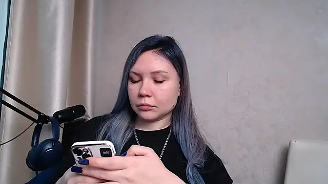 Snapshot of Kyserina chatting on 10.10.25 Kyserina online show from 10.10.25