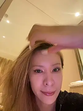 Snapshot of miumiu-66 chatting on 10.19.25 miumiu-66 online show from 10.19.25