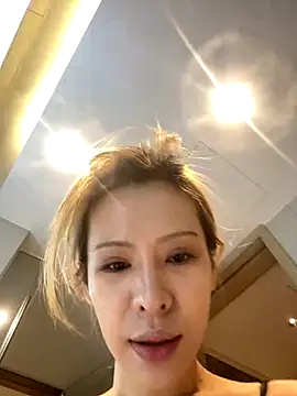 Snapshot of miumiu-66 chatting on 10.20.25 miumiu-66 online show from 10.20.25