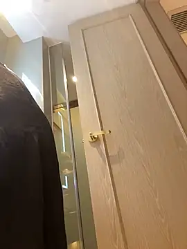 miumiu-66 online show from 11.19.25