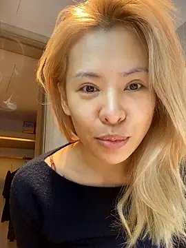 miumiu-66 online show from 12.19.25