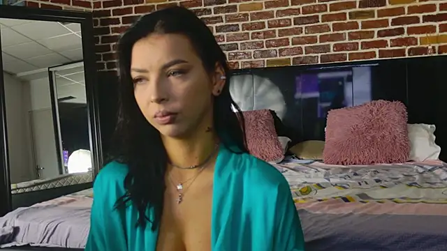 Snapshot of MeganSin_ chatting on 10.07.25 MeganSin  online show from 10.07.25