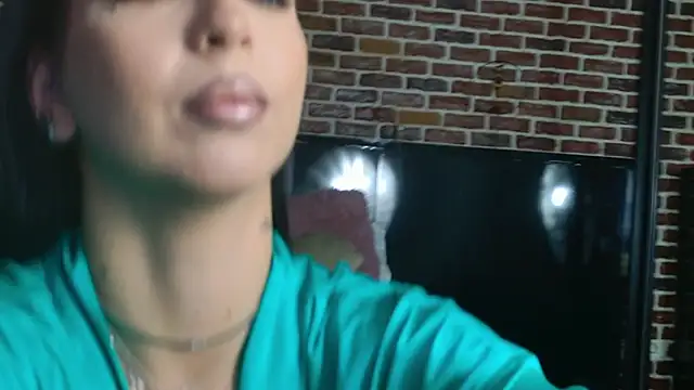 Snapshot of MeganSin_ chatting on 10.15.25 MeganSin  online show from 10.15.25