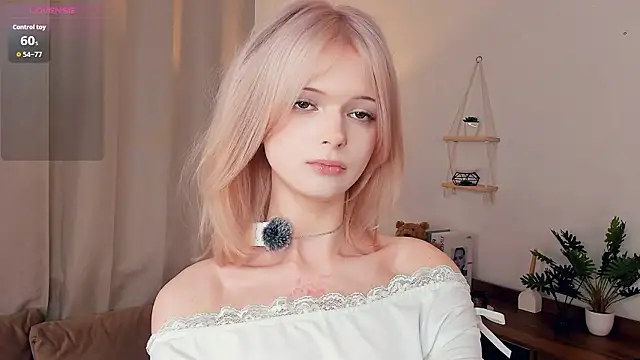 Snapshot of LaureMestler chatting on 02.15.26 LaureMestler online show from 02.15.26