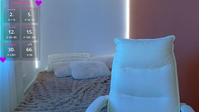 Snapshot of Anaayss_ chatting on 04.01.26 Anaayss online show from 04.01.26