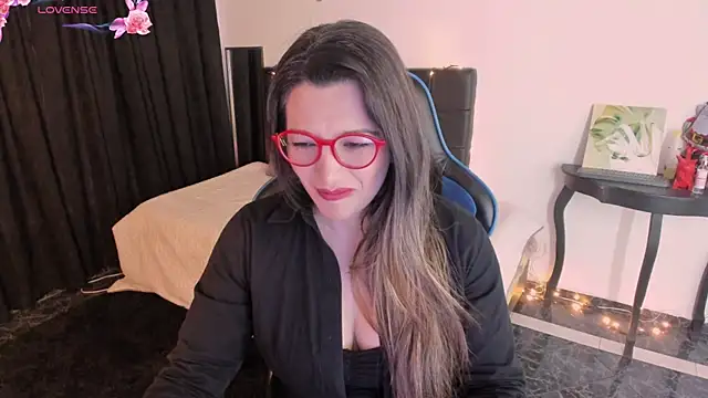 Hanna MA online show from 11.26.25