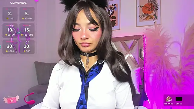 Snapshot of akira_09_ chatting on 11.05.25 akira 09 online show from 11.05.25