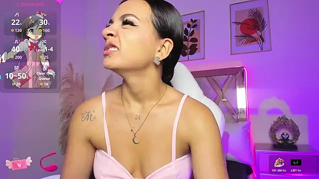 Snapshot of akira_09_ chatting on 11.06.25 akira 09 online show from 11.06.25