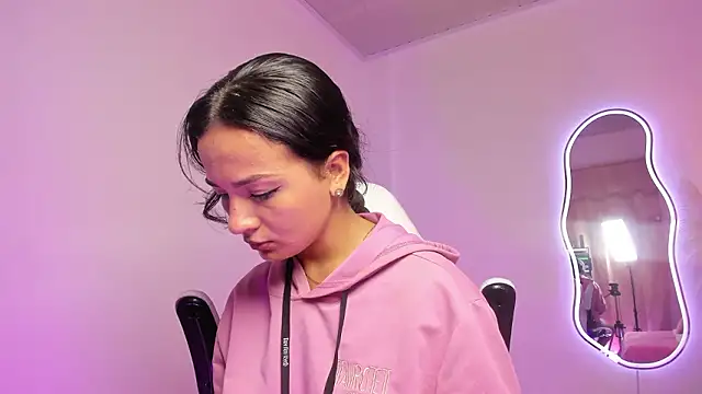 akira 09  online show from 01.15.26