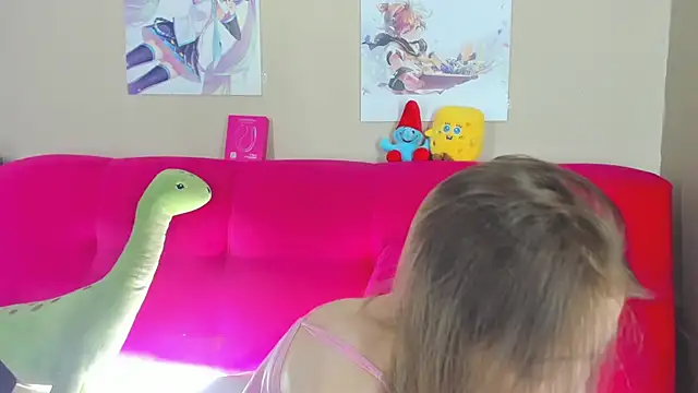 Snapshot of Angel_Leeks chatting on 11.09.25 Angel Leeks online show from 11.09.25