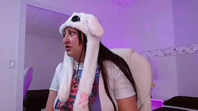 Snapshot of Kata_Rosse chatting on 09.26.25 Kata Rosse online show from 09.26.25