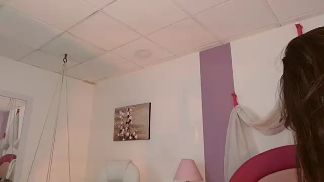 Snapshot of Kata_Rosse chatting on 10.12.25 Kata Rosse online show from 10.12.25