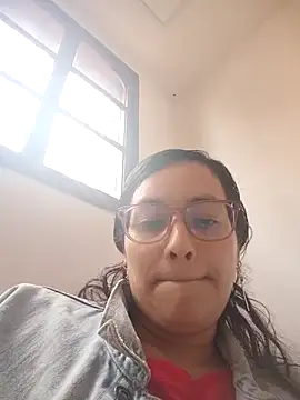 Michell Monet online show from 04.08.26