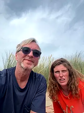 HOTkarenhot online show from 10.01.25