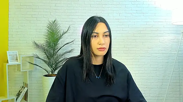 LizFall online show from 09.23.25