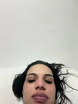 Snapshot of Anavalle chatting on 11.02.25 Anavalle online show from 11.02.25