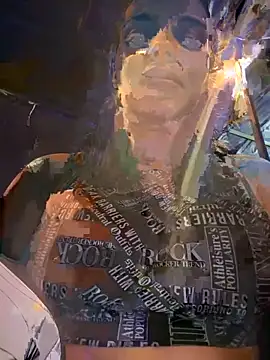 Snapshot of Anavalle chatting on 11.10.25 Anavalle online show from 11.10.25