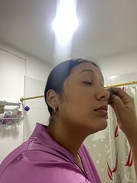 Snapshot of IsabellaJoness_ chatting on 10.25.25 IsabellaJoness online show from 10.25.25