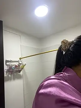 Snapshot of IsabellaJoness_ chatting on 11.03.25 IsabellaJoness online show from 11.03.25