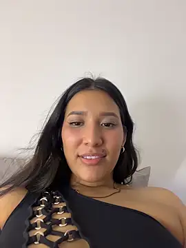 IsabellaJoness  online show from 03.08.26