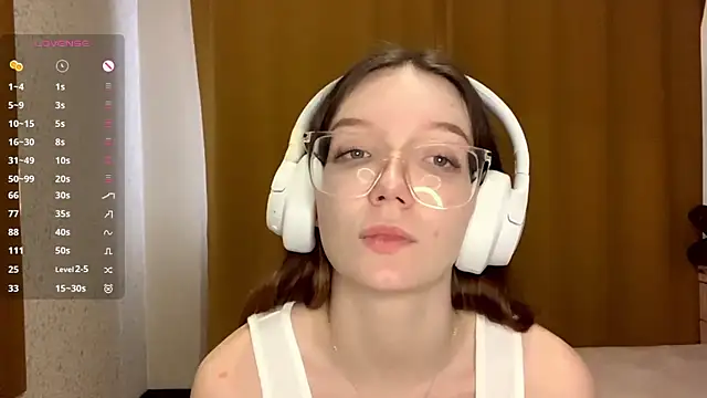 Snapshot of KrystinFunches chatting on 10.15.25 KrystinFunches online show from 10.15.25