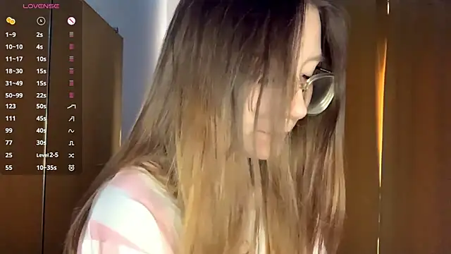 Snapshot of KrystinFunches chatting on 10.31.25 KrystinFunches online show from 10.31.25