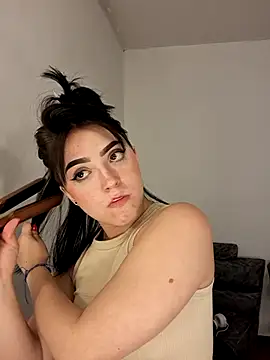 Zafira  online show from 11.18.25