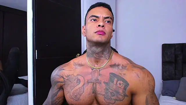 Snapshot of binmontana_ chatting on 09.27.25 binmontana online show from 09.27.25