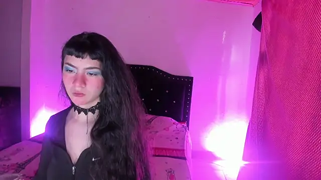 kitty  chs online show from 12.02.25