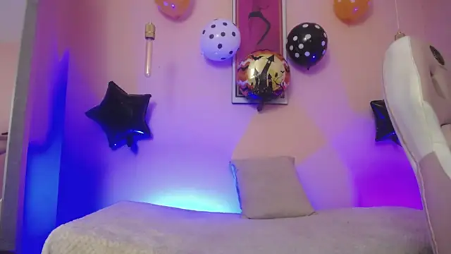 Alice in horyland  online show from 10.20.25