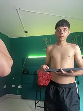 Snapshot of DannaGlamShow chatting on 10.06.25 DannaGlamShow online show from 10.06.25