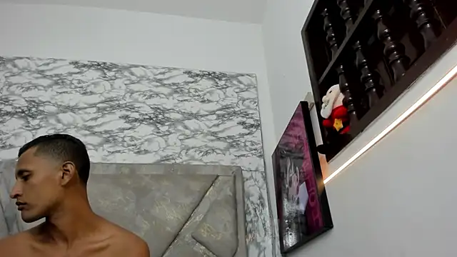 BrittaParkerr online show from 09.26.25