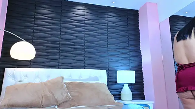 Snapshot of Valery_Nasty__ chatting on 10.21.25 Valery Nasty online show from 10.21.25