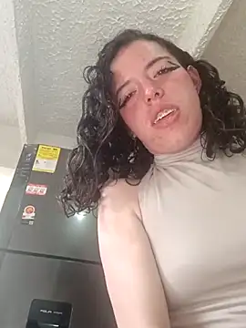 Snapshot of zakura_Haruno chatting on 11.01.25 zakura Haruno online show from 11.01.25