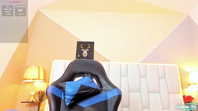 Snapshot of iammariano chatting on 10.03.25 iammariano online show from 10.03.25