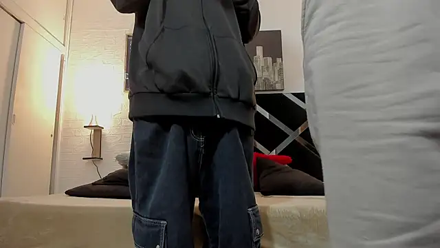 Snapshot of iammariano chatting on 10.14.25 iammariano online show from 10.14.25