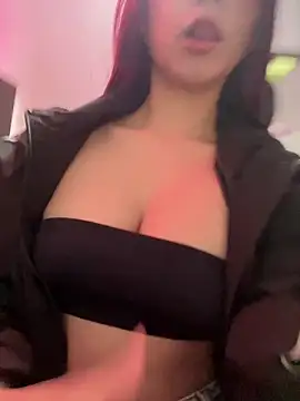 Snapshot of _Kinky69_ chatting on 10.23.25  Kinky69  online show from 10.23.25