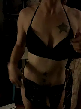 Snapshot of blondebarbiebae chatting on 10.21.25 blondebarbiebae online show from 10.21.25