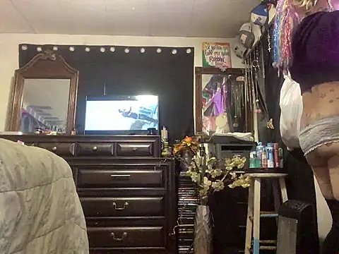 Snapshot of blondebarbiebae chatting on 02.25.26 blondebarbiebae online show from 02.25.26