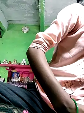 Snapshot of Cuty_kinjal chatting on 09.28.25 Cuty kinjal online show from 09.28.25