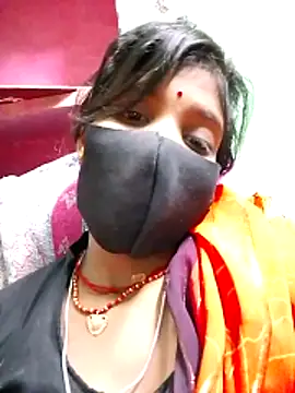 Snapshot of Cuty_kinjal chatting on 10.10.25 Cuty kinjal online show from 10.10.25