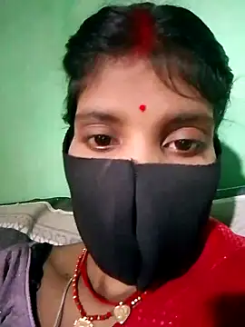 Snapshot of Cuty_kinjal chatting on 10.13.25 Cuty kinjal online show from 10.13.25