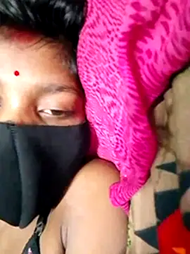 Snapshot of Cuty_kinjal chatting on 10.17.25 Cuty kinjal online show from 10.17.25