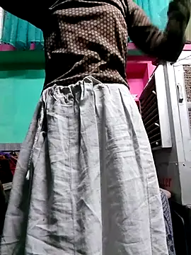 Snapshot of Cuty_kinjal chatting on 11.08.25 Cuty kinjal online show from 11.08.25