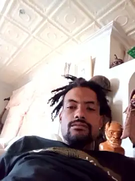 Goofygoody17 online show from 12.17.25