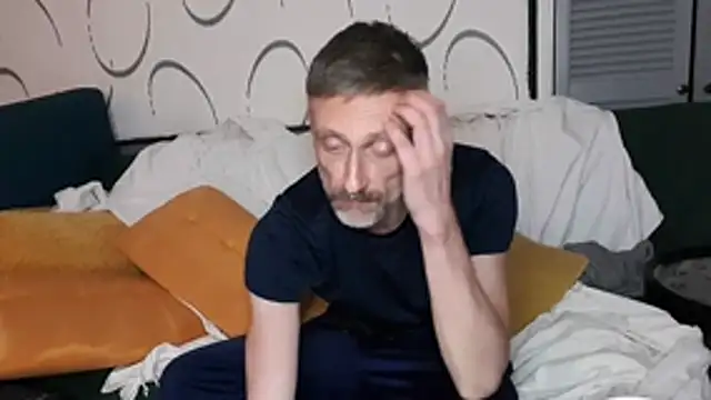 Snapshot of masc4mask_uk chatting on 11.06.25 masc4mask uk online show from 11.06.25