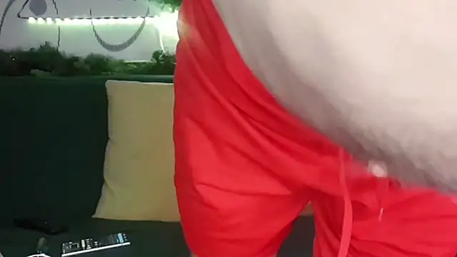 Snapshot of masc4mask_uk chatting on 11.10.25 masc4mask uk online show from 11.10.25