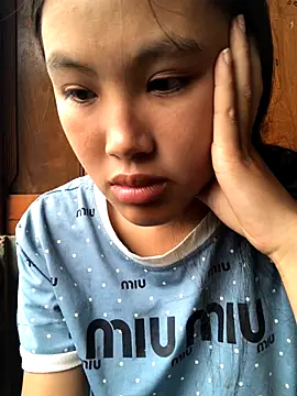 Snapshot of Mai_lovely chatting on 10.14.25 Mai lovely online show from 10.14.25