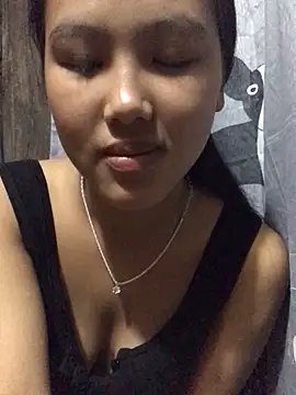 Snapshot of Mai_lovely chatting on 10.30.25 Mai lovely online show from 10.30.25